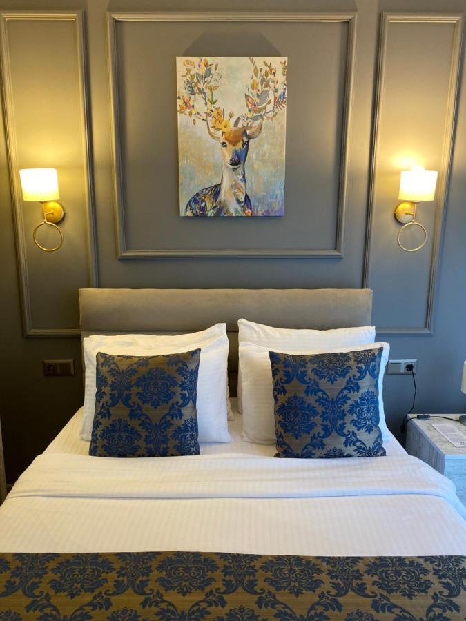 12 Rooms Hotel Koseilyas Екстериор снимка