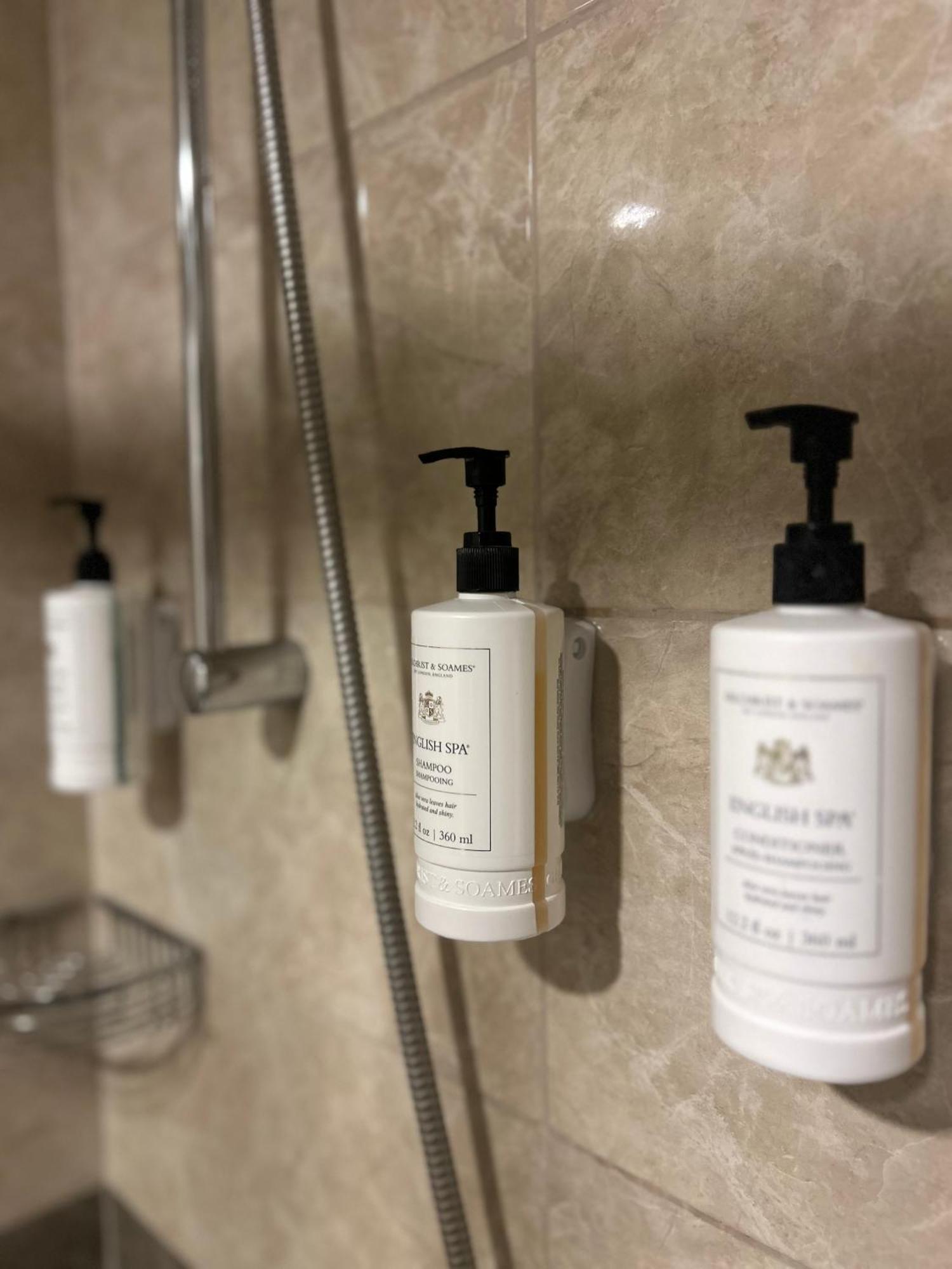 12 Rooms Hotel Koseilyas Екстериор снимка